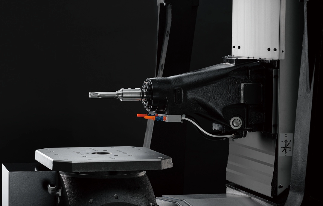 卧式紧凑型加工中心